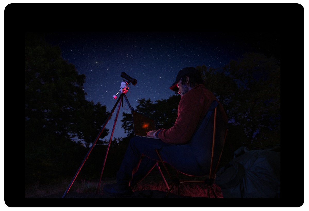 Apple-MacBook-Pro-16-2024-06