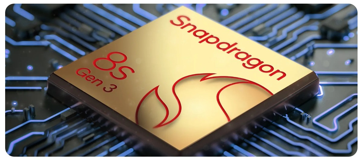 motorola-razr-50-ultra-novinka-05